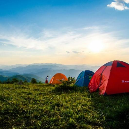 Entreprise spécialisée dans la vente d&#039;accessoires de vacances pour camping, motor-homes et caravanes